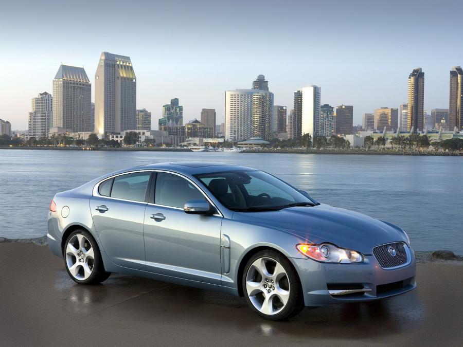  Jaguar XF 2008 года  (US) (фото 24 из 30)